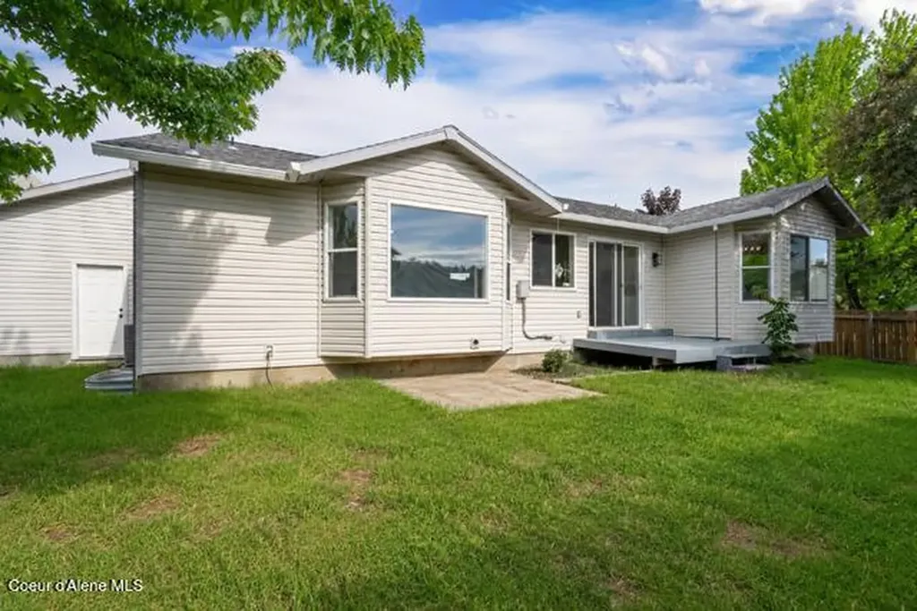521 N Stephanie Street Post Falls ID 83854