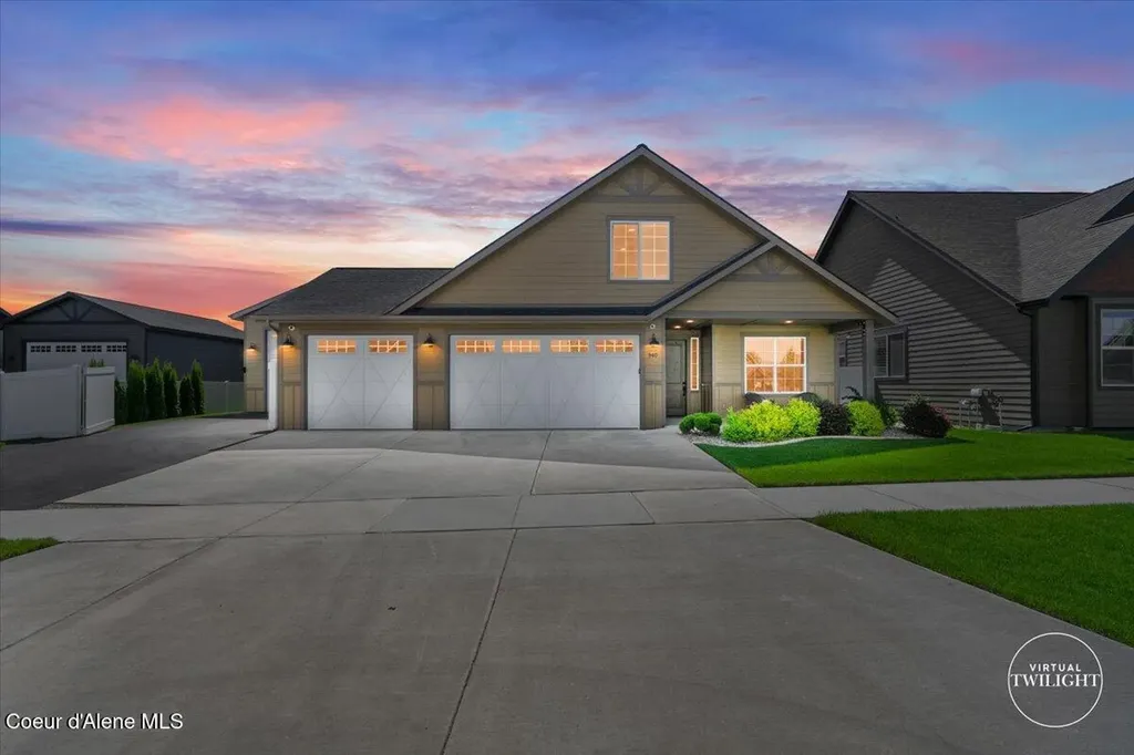 940 W Wayward Circle Post Falls ID 83854