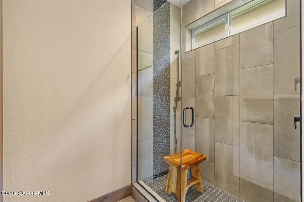 940 W Wayward Circle Post Falls ID 83854