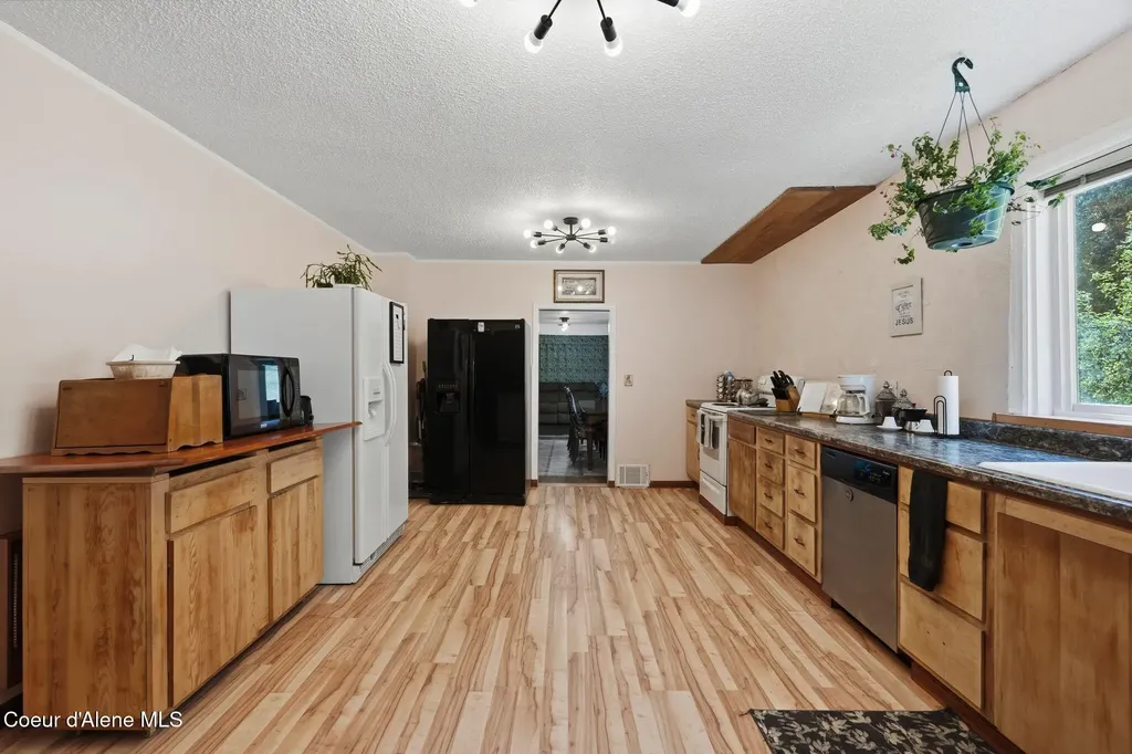 129 Littlefield Drive Sandpoint ID 83864