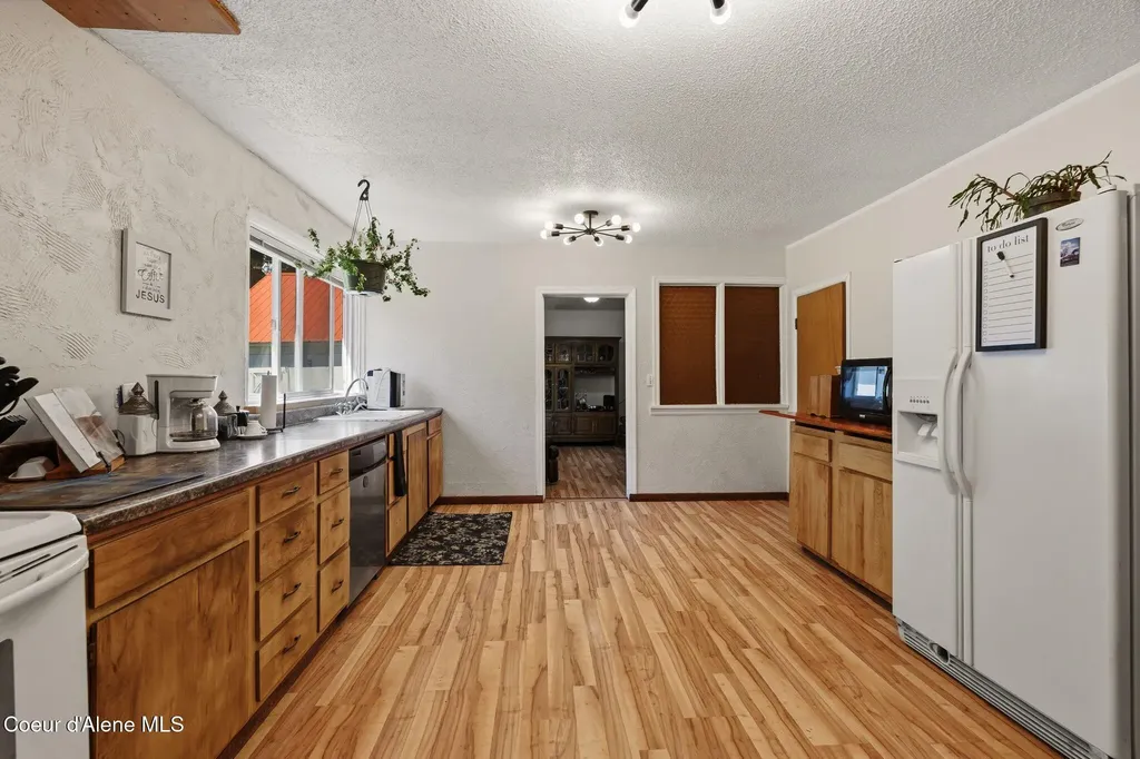 129 Littlefield Drive Sandpoint ID 83864