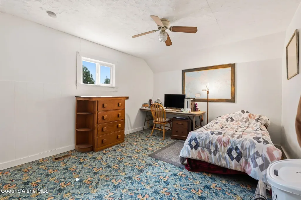 129 Littlefield Drive Sandpoint ID 83864