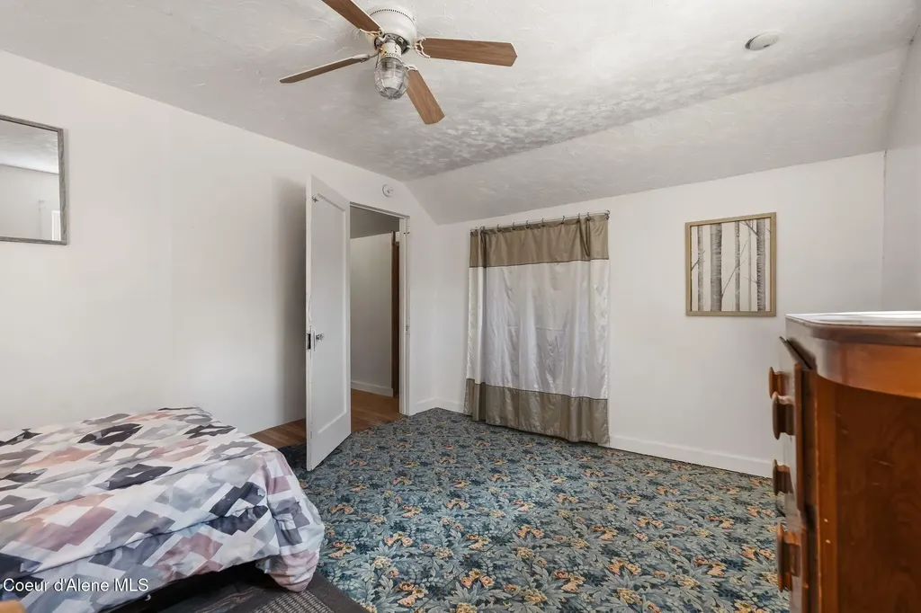 129 Littlefield Drive Sandpoint ID 83864