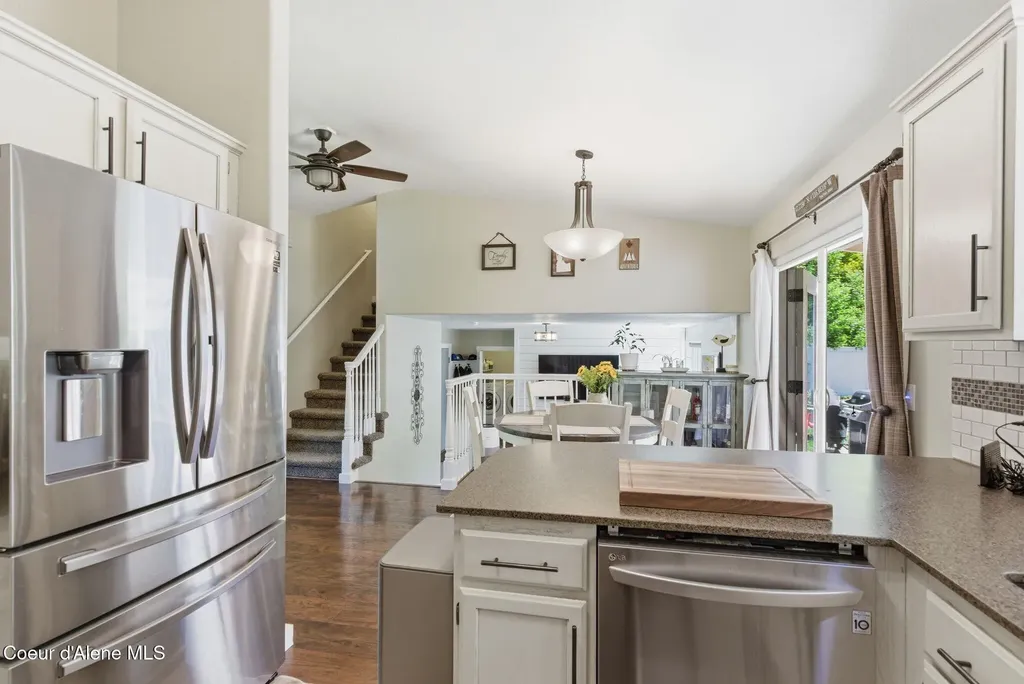 5268 E Woodland Drive Post Falls ID 83854