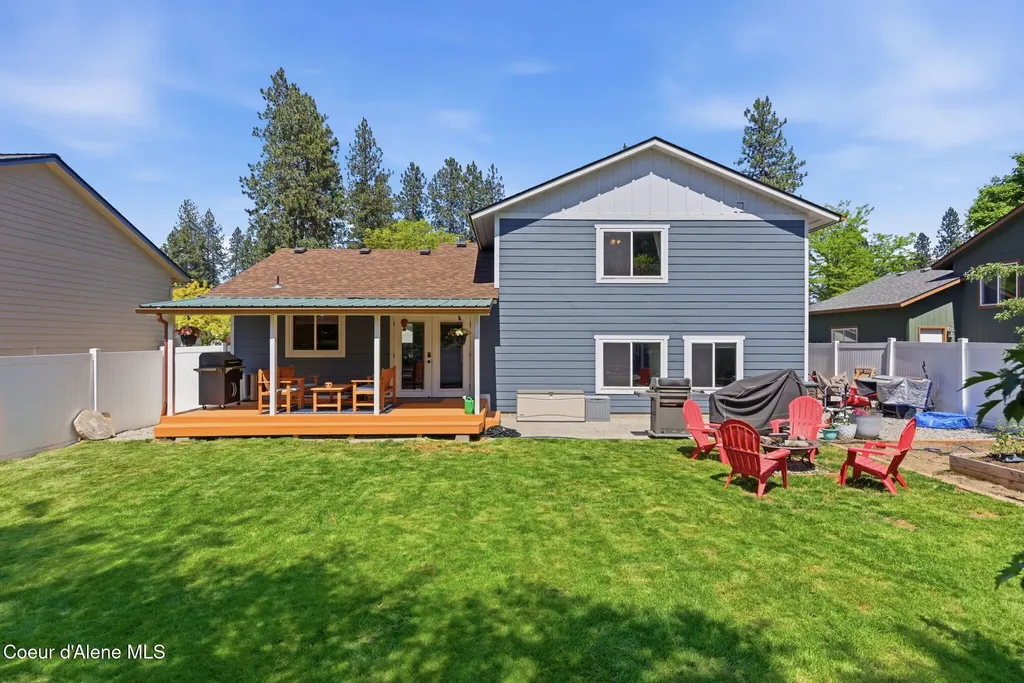 5268 E Woodland Drive Post Falls ID 83854