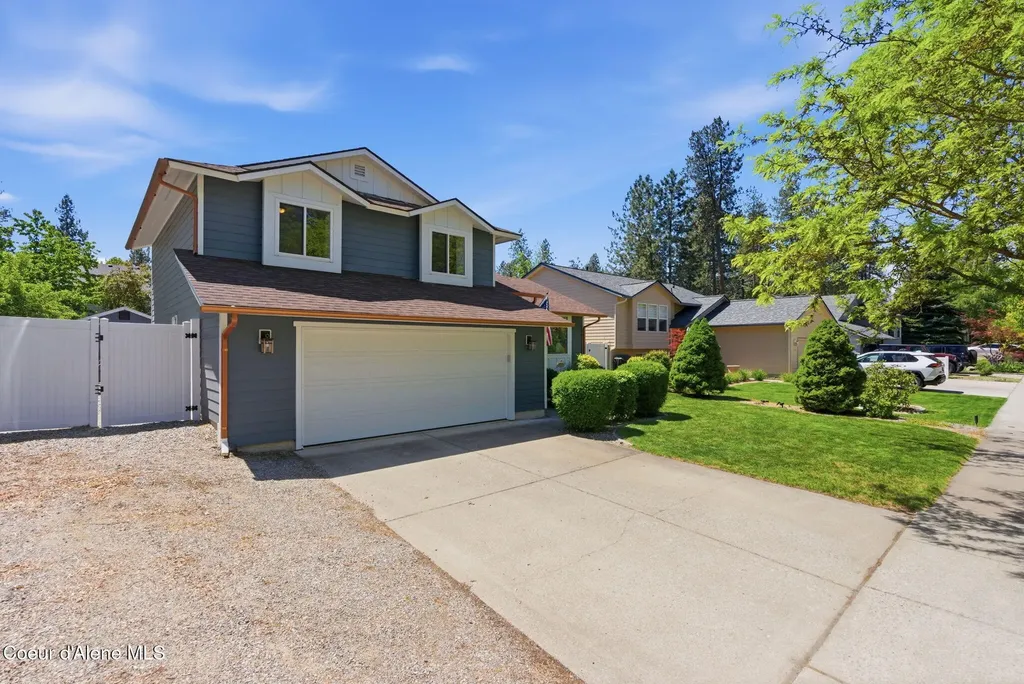 5268 E Woodland Drive Post Falls ID 83854
