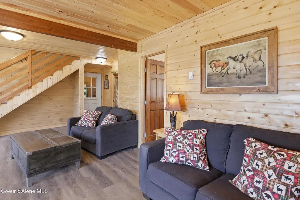 112 Lockout Lane Fernwood ID 83830