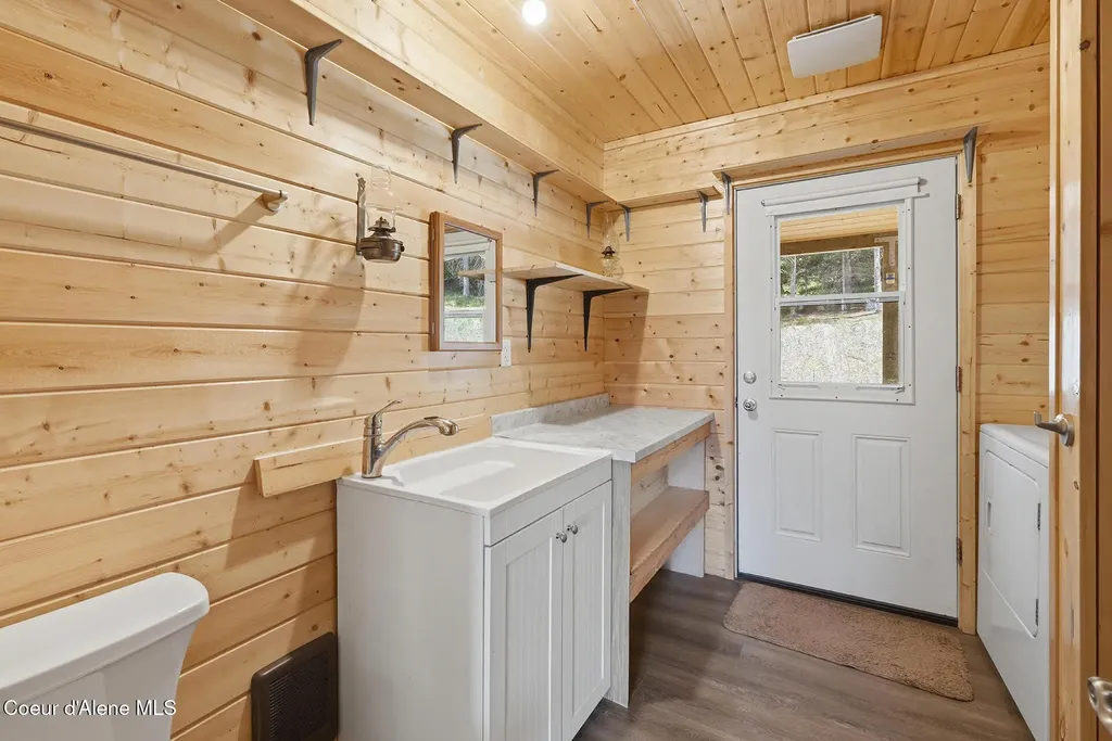 112 Lockout Lane Fernwood ID 83830