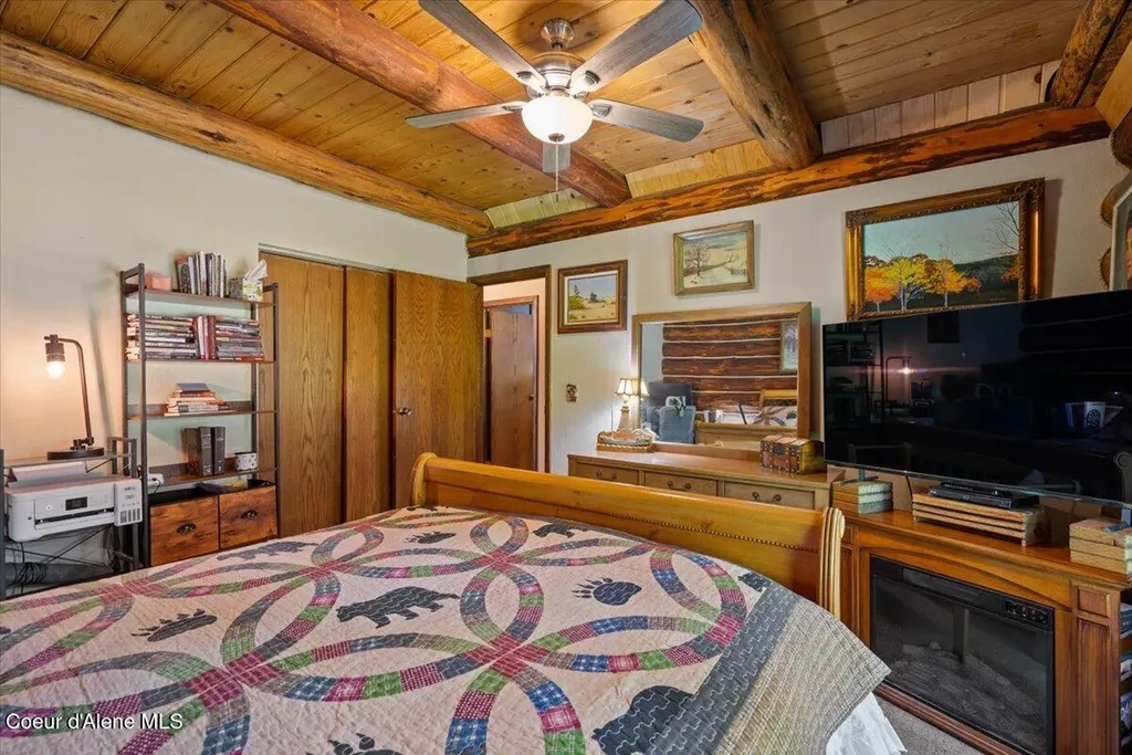 1639 W Hillsdale Road Athol ID 83801