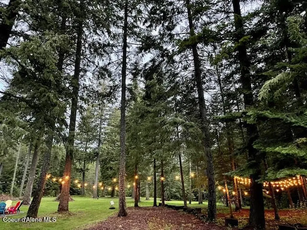 1639 W Hillsdale Road Athol ID 83801