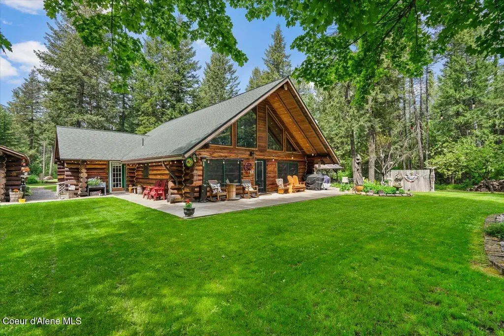 1639 W Hillsdale Road Athol ID 83801
