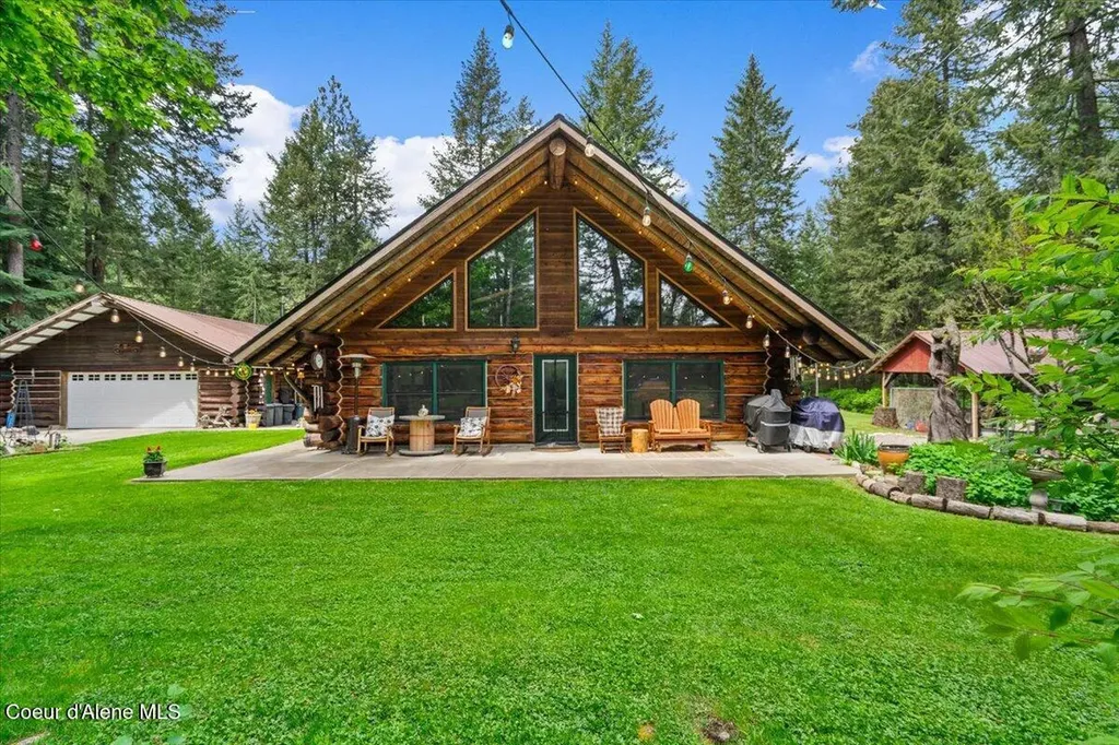 1639 W Hillsdale Road Athol ID 83801
