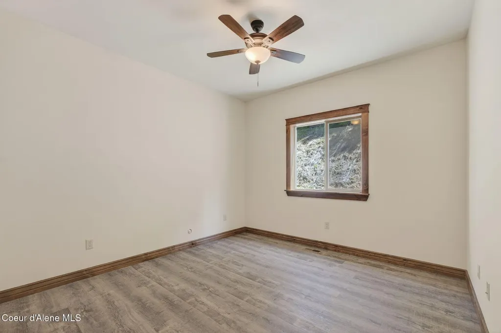 273 Paradise Valley Road Bonners Ferry ID 83805