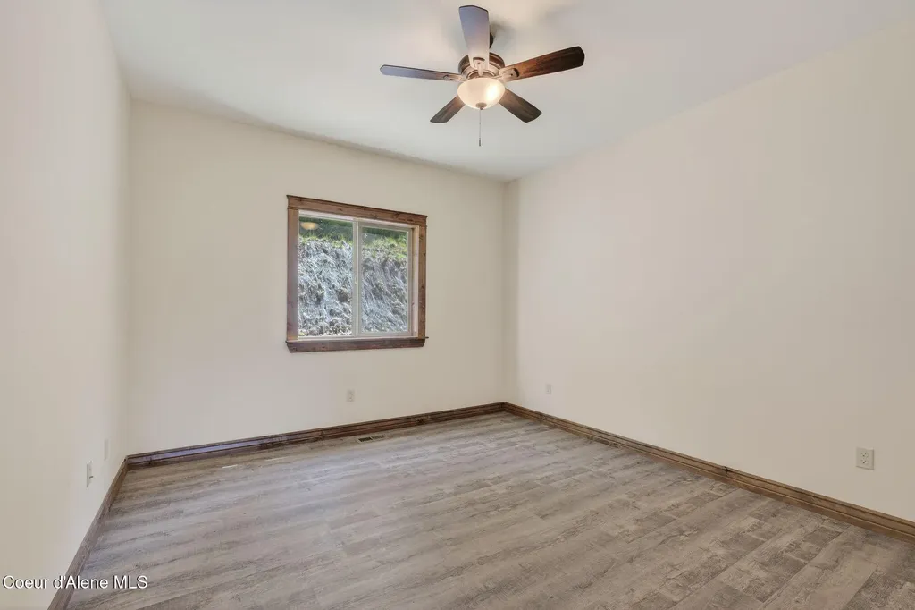 273 Paradise Valley Road Bonners Ferry ID 83805