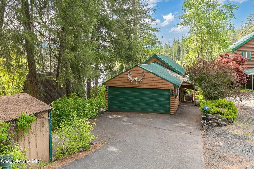35003 E Hayden Lake Road Hayden ID 83835