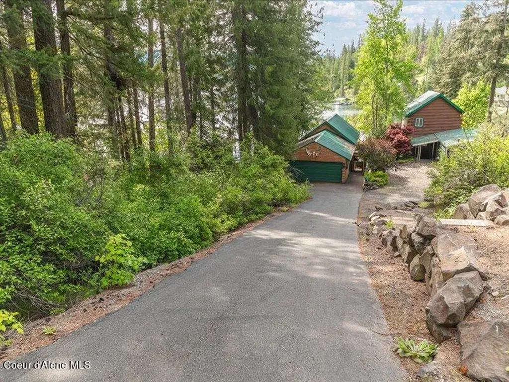 35003 E Hayden Lake Road Hayden ID 83835
