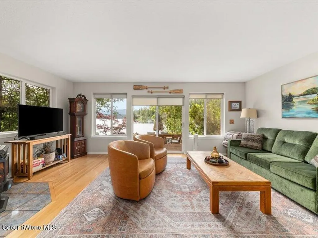 35003 E Hayden Lake Road Hayden ID 83835
