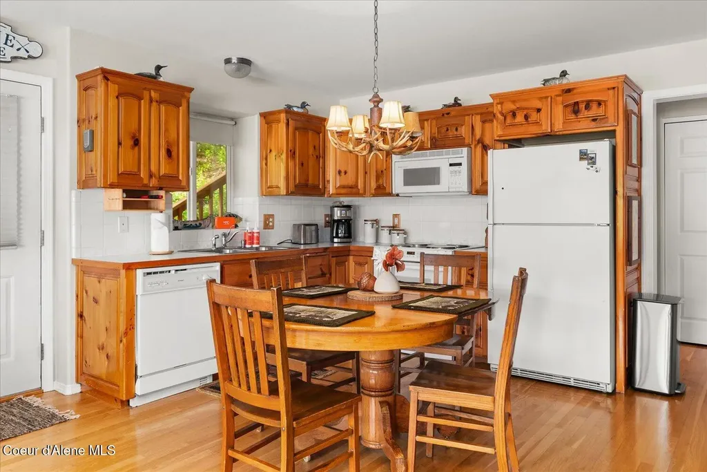 35003 E Hayden Lake Road Hayden ID 83835