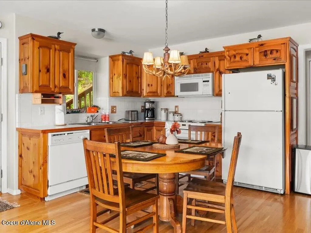 35003 E Hayden Lake Road Hayden ID 83835