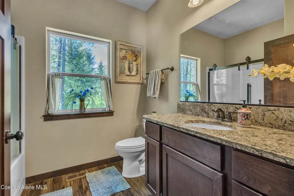 2130 E Bellamy Road Athol ID 83801