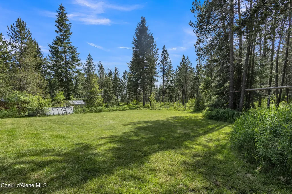 2130 E Bellamy Road Athol ID 83801