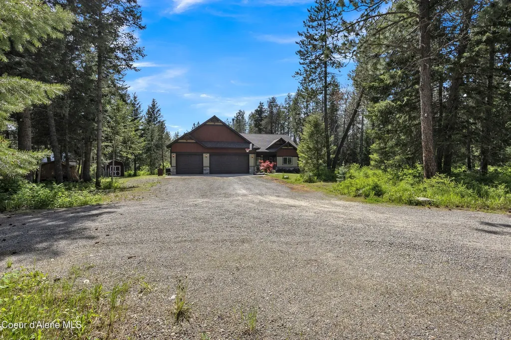 2130 E Bellamy Road Athol ID 83801
