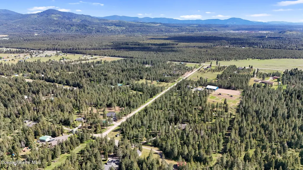 2130 E Bellamy Road Athol ID 83801