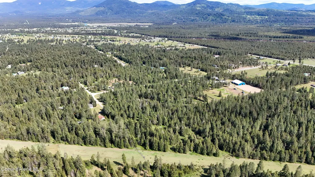2130 E Bellamy Road Athol ID 83801