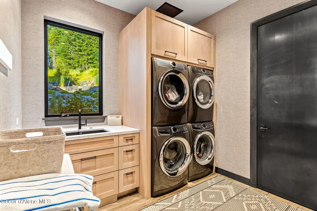 6361 S Cormorant Court Harrison ID 83833