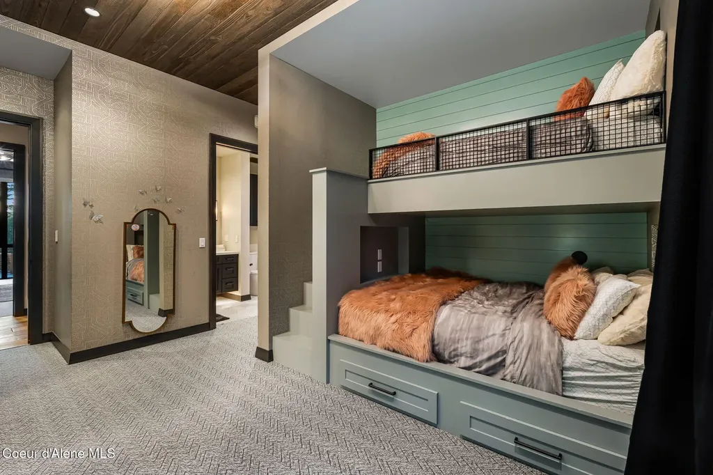 6361 S Cormorant Court Harrison ID 83833
