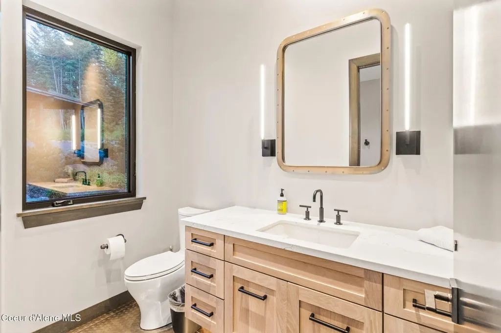 6361 S Cormorant Court Harrison ID 83833