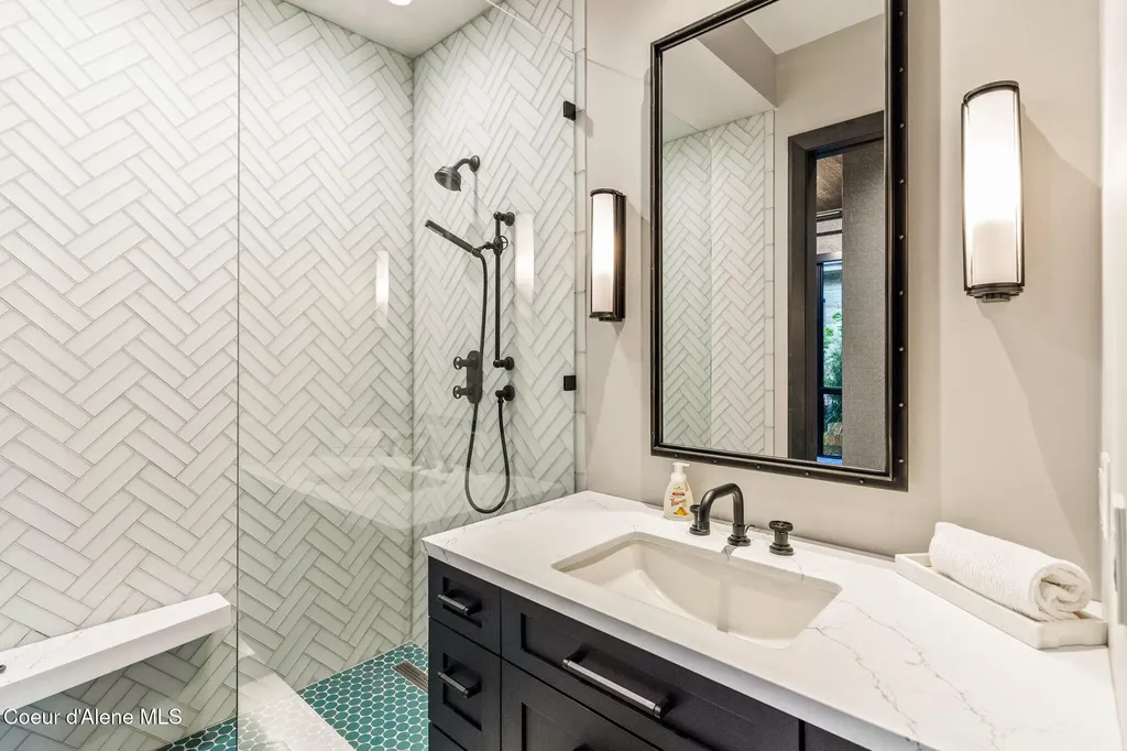 6361 S Cormorant Court Harrison ID 83833
