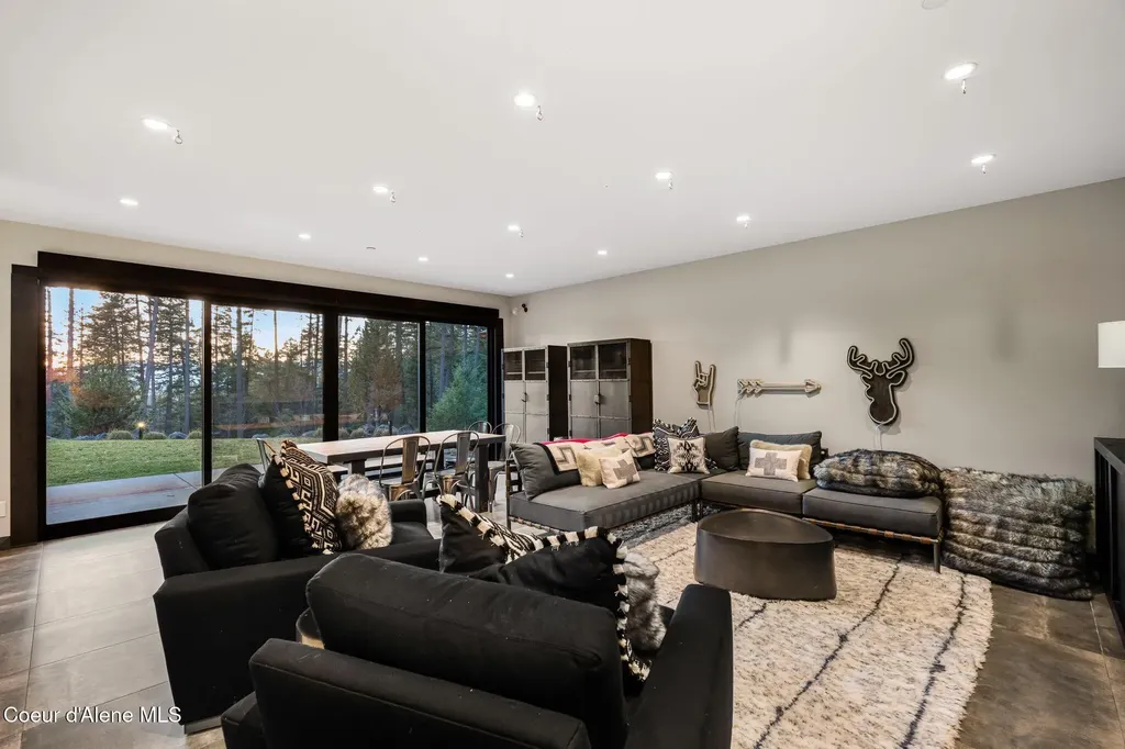 6361 S Cormorant Court Harrison ID 83833