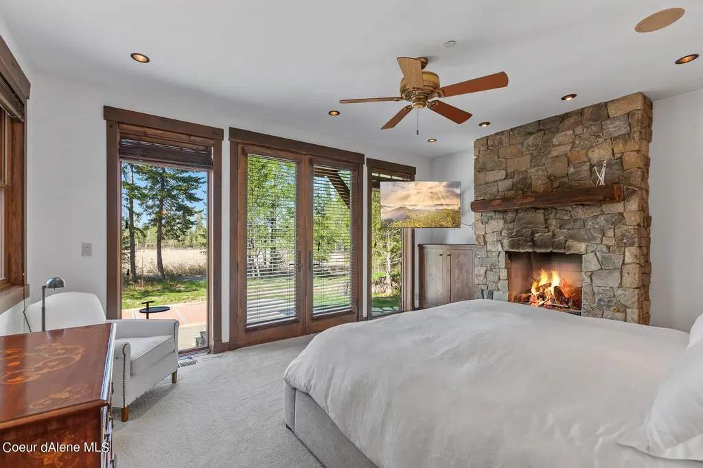 6126 S Gozzer Road Harrison ID 83833