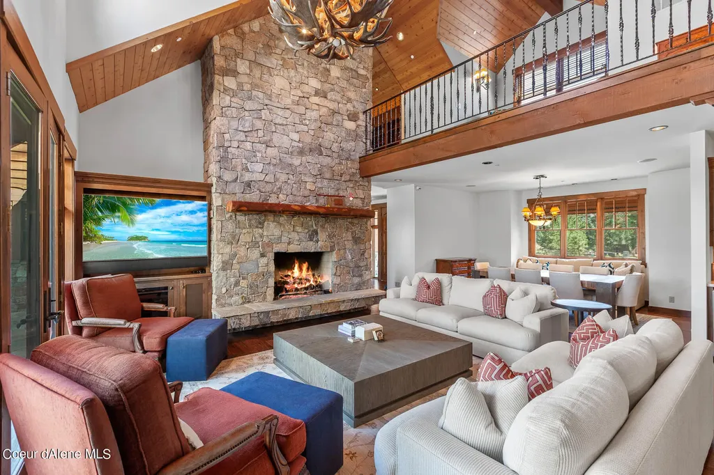 6126 S Gozzer Road Harrison ID 83833
