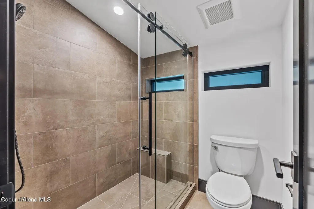1808 Garfield Bay Road Sagle ID 83860