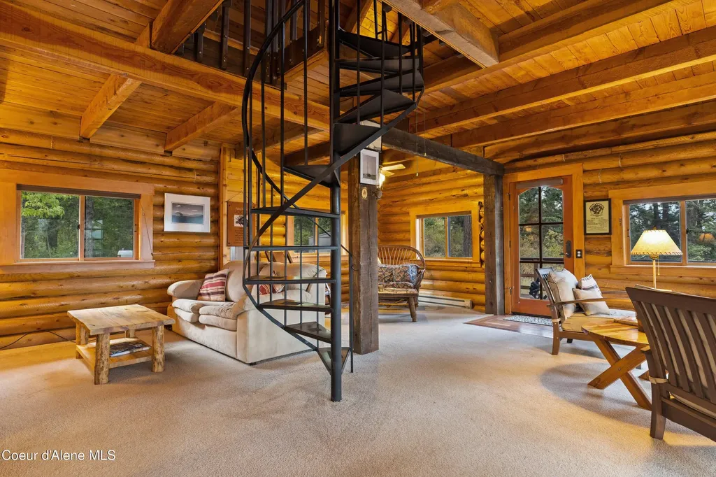 524 Glacier Loop Bayview ID 83803
