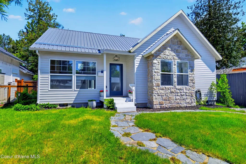 311 S Third Avenue Sandpoint ID 83864