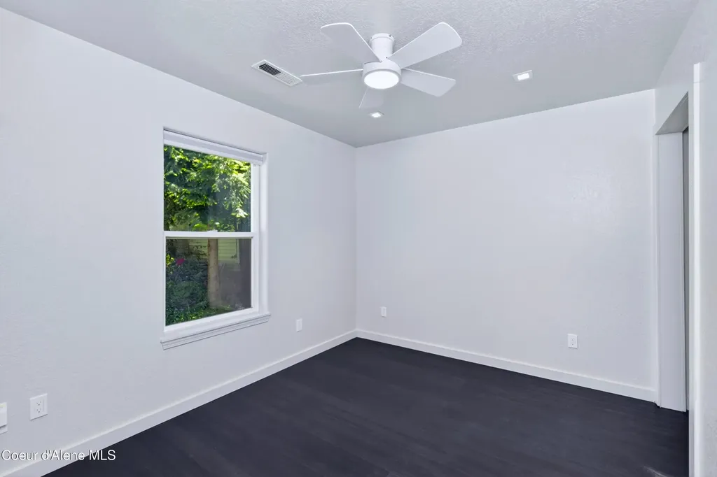 311 S Third Avenue Sandpoint ID 83864