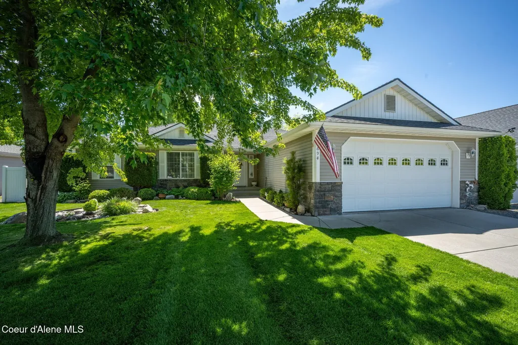 1694 W Cardinal Avenue Hayden ID 83835