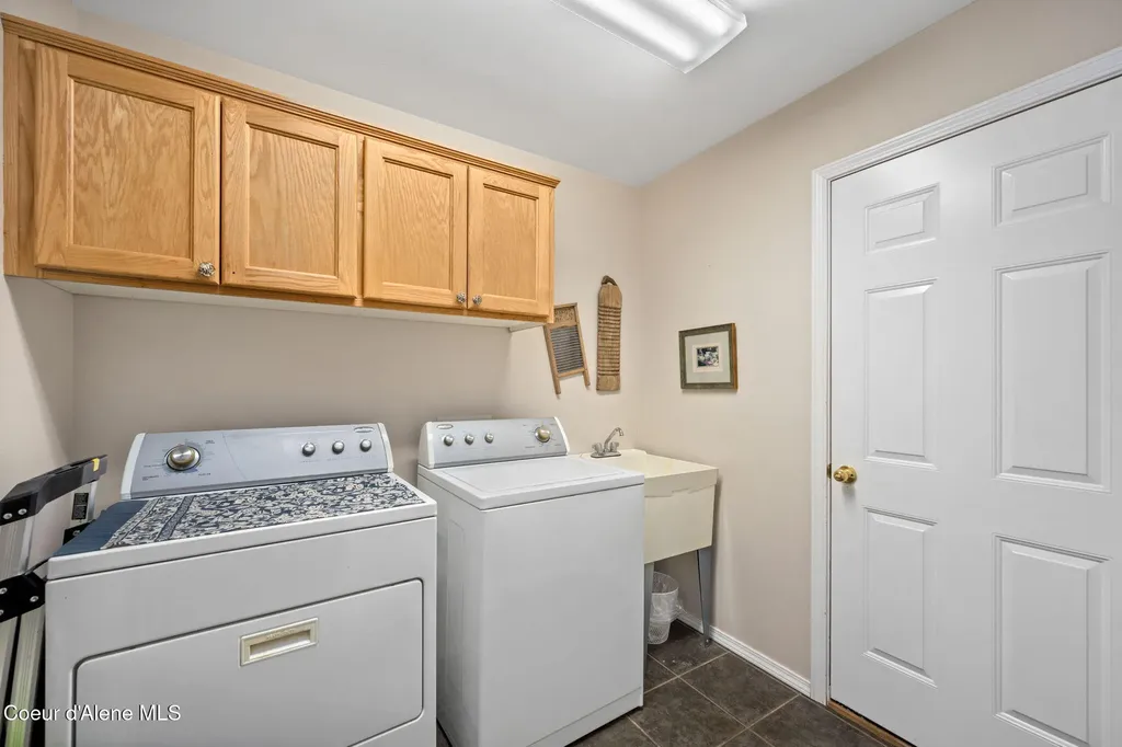 1694 W Cardinal Avenue Hayden ID 83835