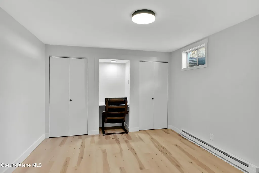 1810 W Honeysuckle Avenue Hayden ID 83835