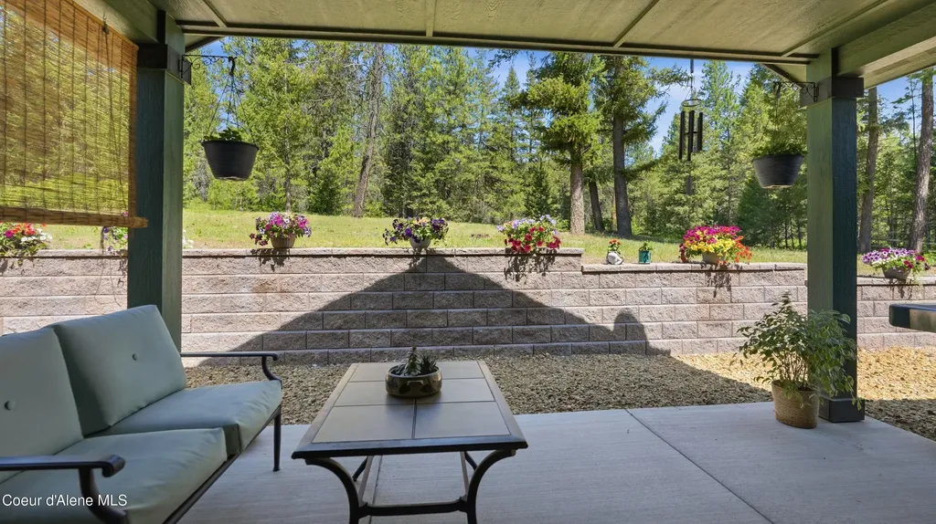 33 Parkland Drive Blanchard ID 83804
