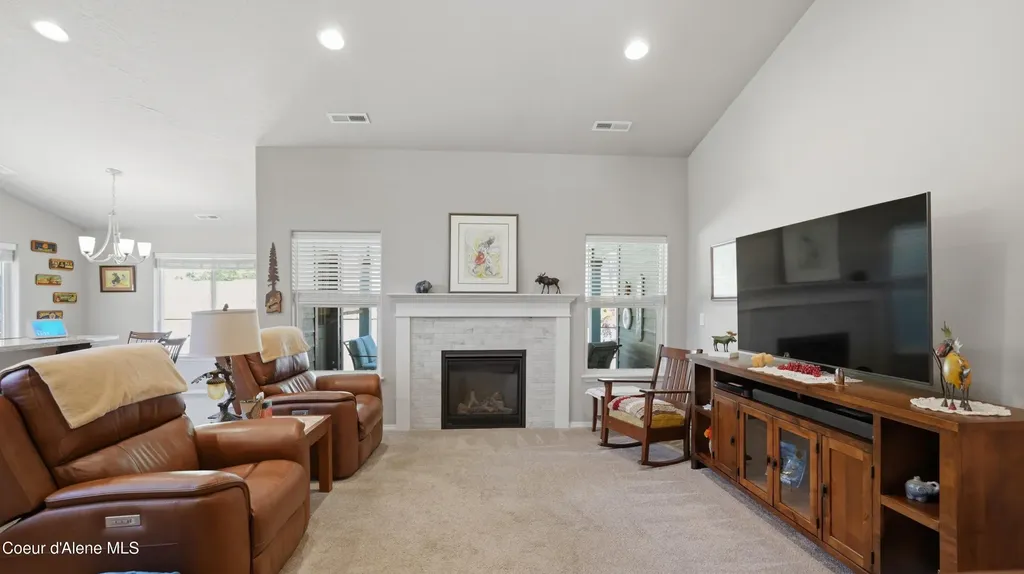 33 Parkland Drive Blanchard ID 83804
