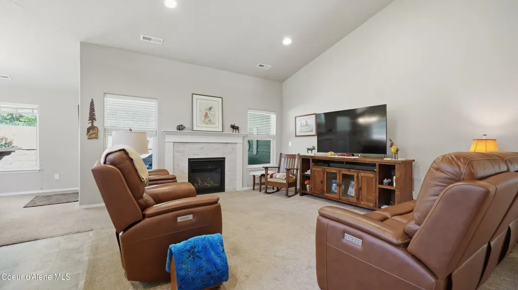33 Parkland Drive Blanchard ID 83804