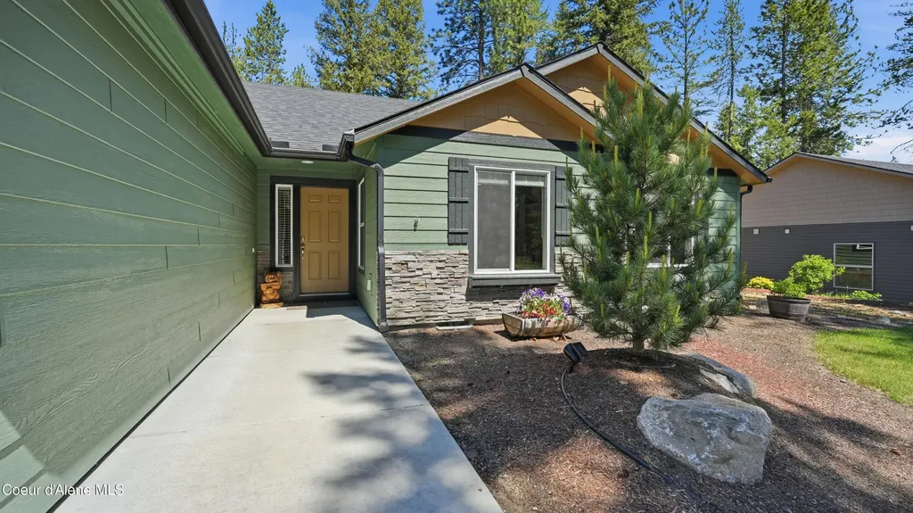 33 Parkland Drive Blanchard ID 83804