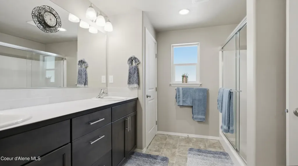 33 Parkland Drive Blanchard ID 83804