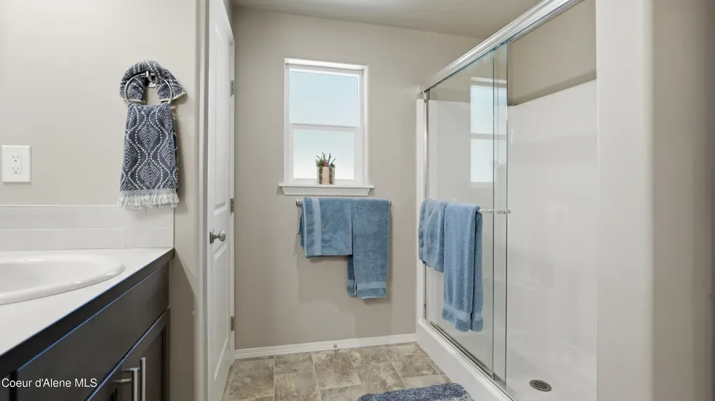 33 Parkland Drive Blanchard ID 83804