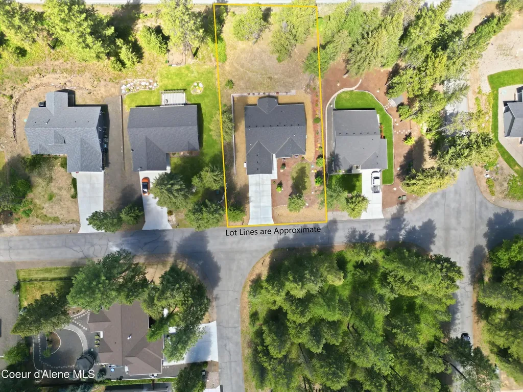 33 Parkland Drive Blanchard ID 83804