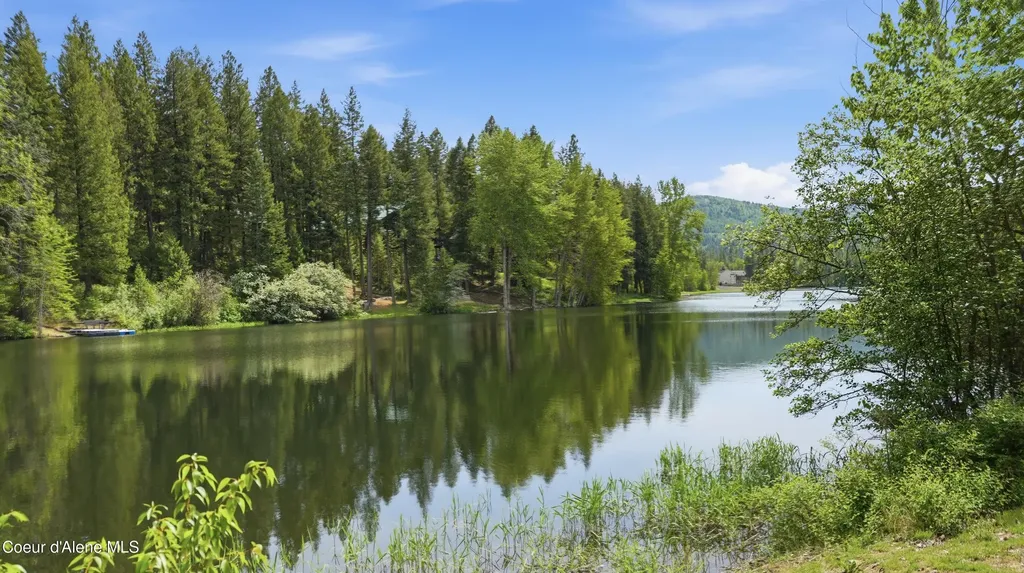 33 Parkland Drive Blanchard ID 83804